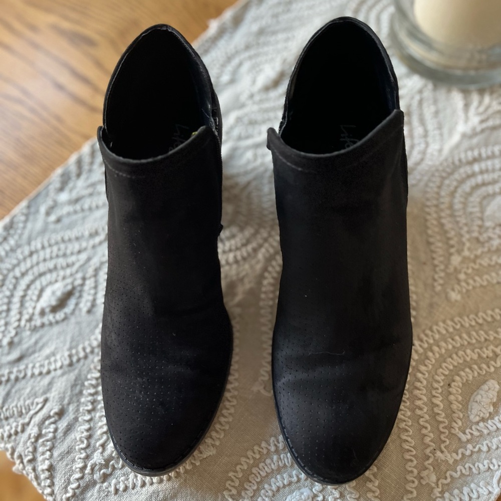 LifeStride Blake Woman’s Ankle Boots